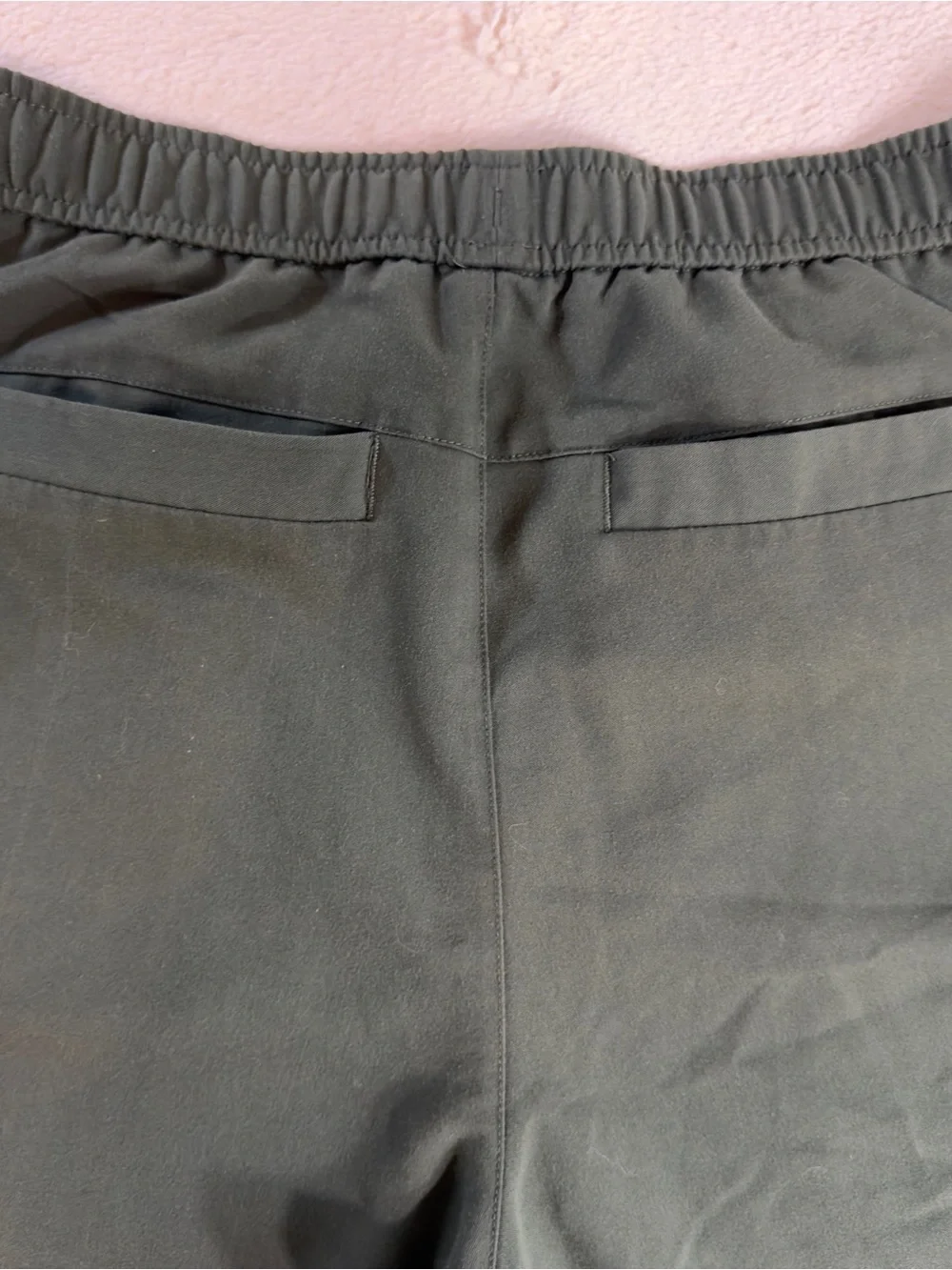FIGS Men's Forest Green Jogger Sweatpants with Cream Drawstring ITEM2670
